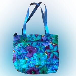 Blue Hibiscus Floral ToteBag Zipper Top 2 Outer Pockets & Inner Slip Pockets New